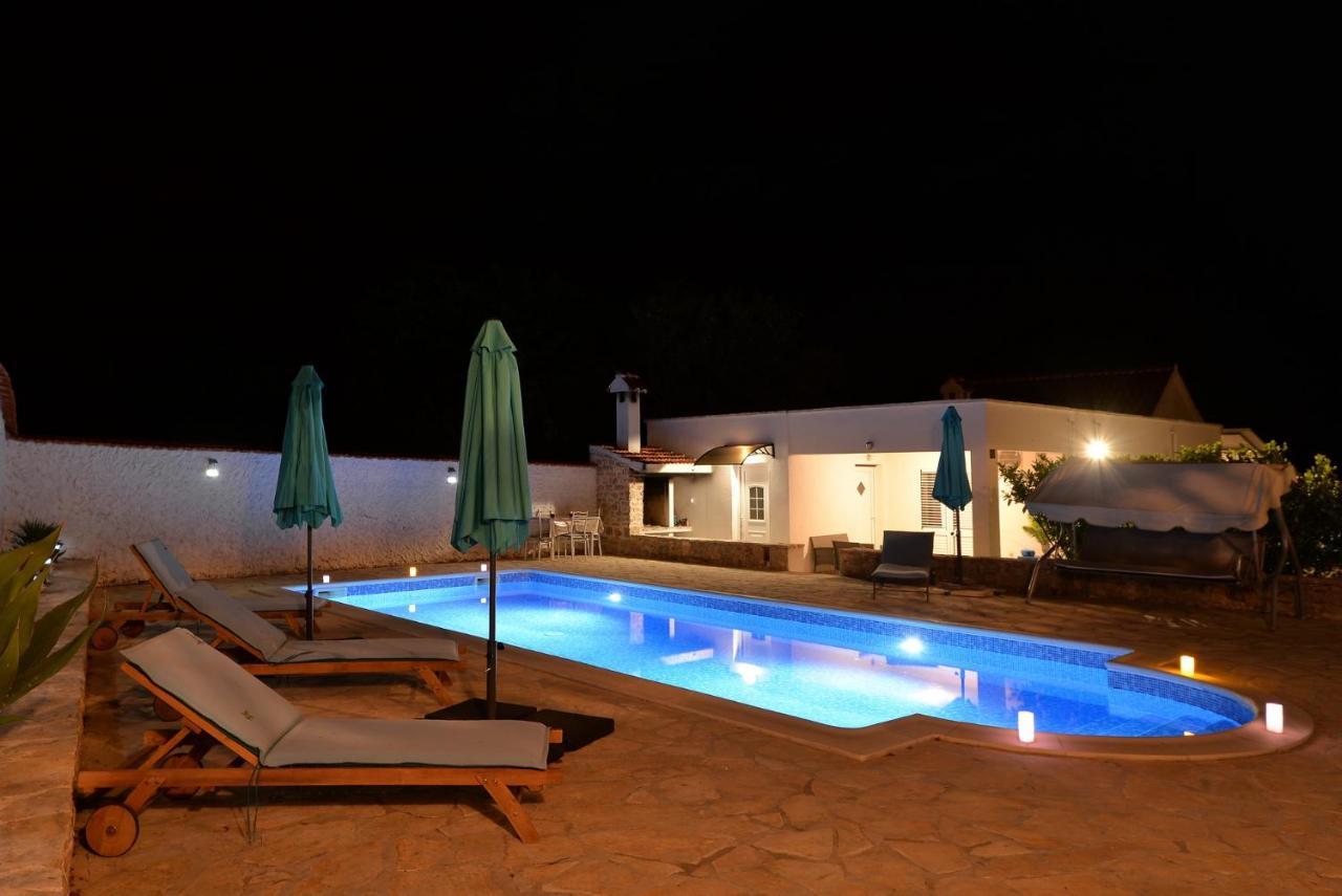 House Vidamo - Vacation Home With Swimming Pool Mala Cista Екстер'єр фото
