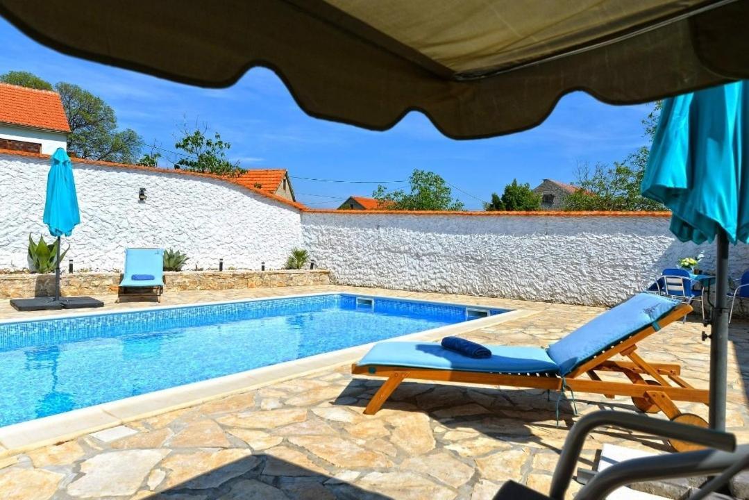 House Vidamo - Vacation Home With Swimming Pool Mala Cista Екстер'єр фото